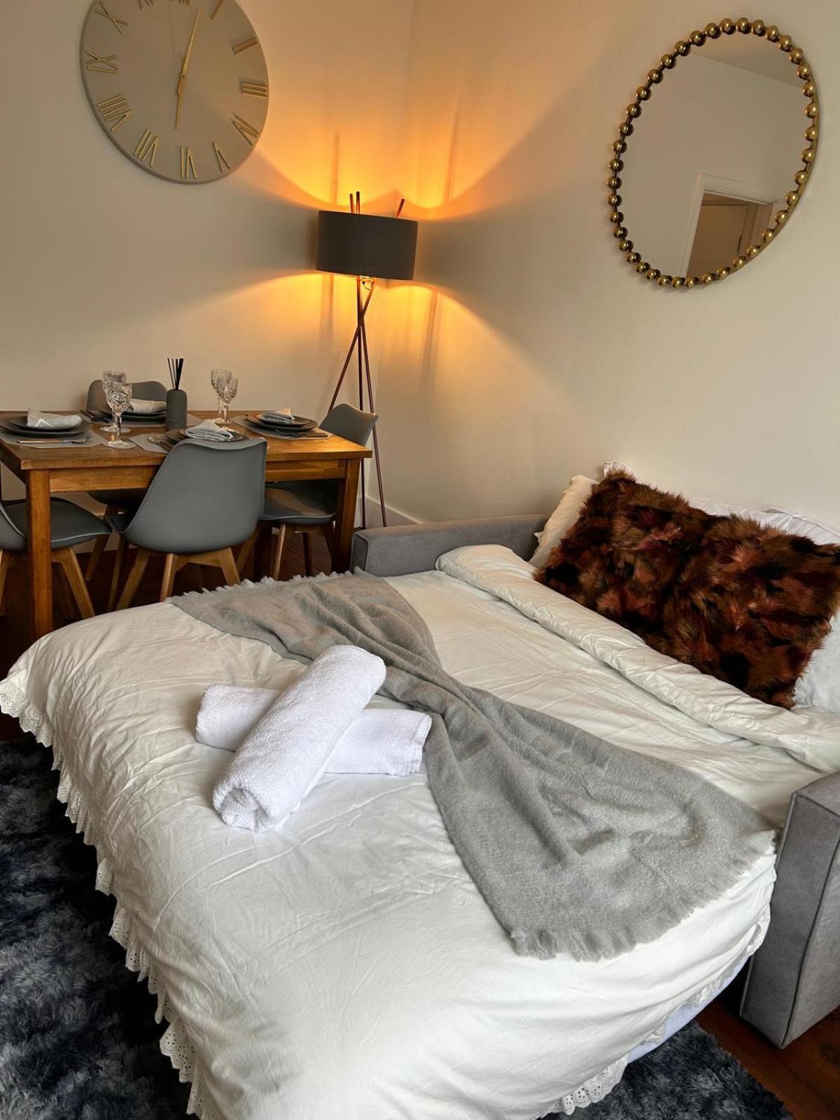 Appartamento Qties Beautiful Abode Brixton Londra Esterno foto