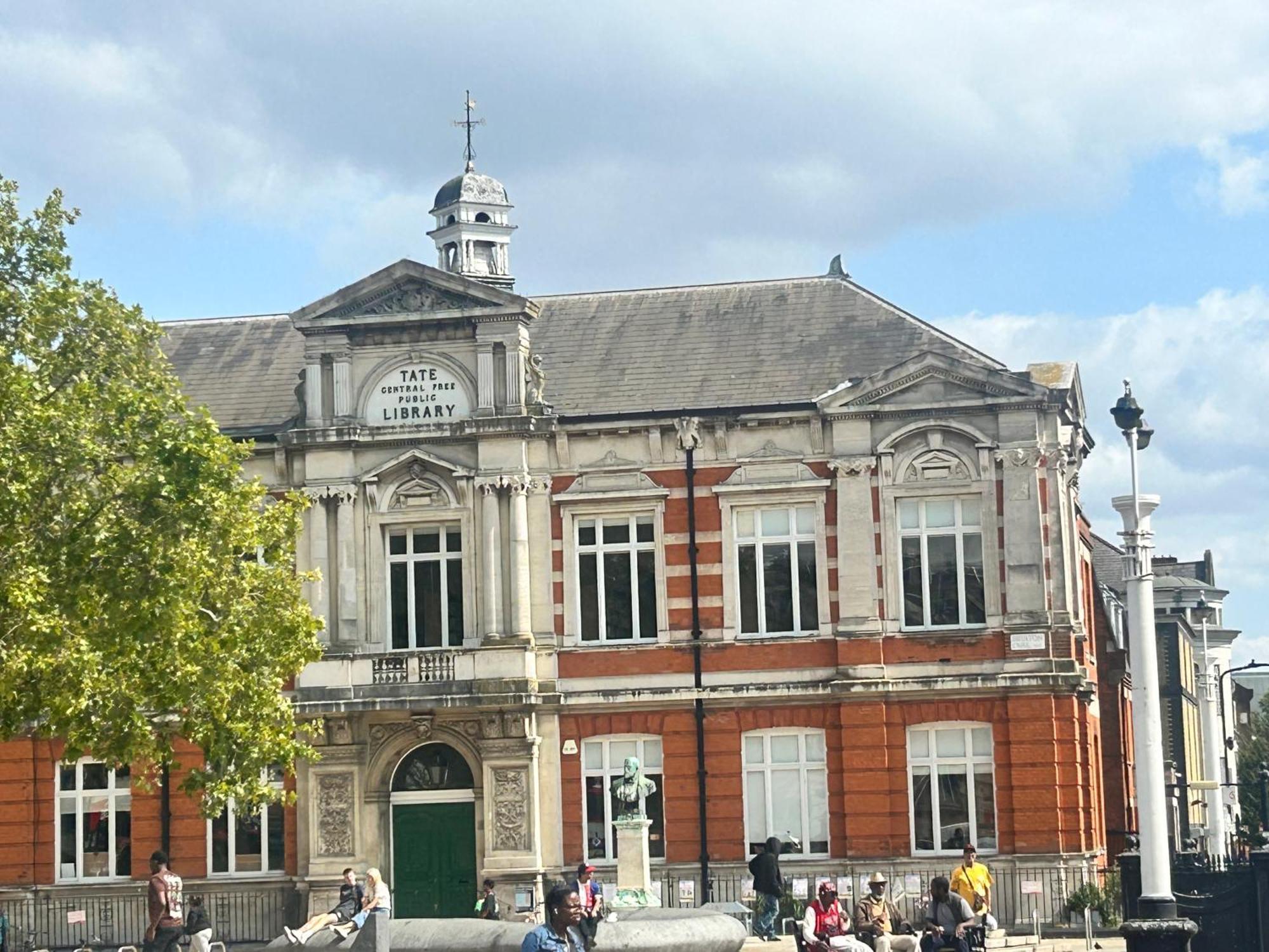 Appartamento Qties Beautiful Abode Brixton Londra Esterno foto