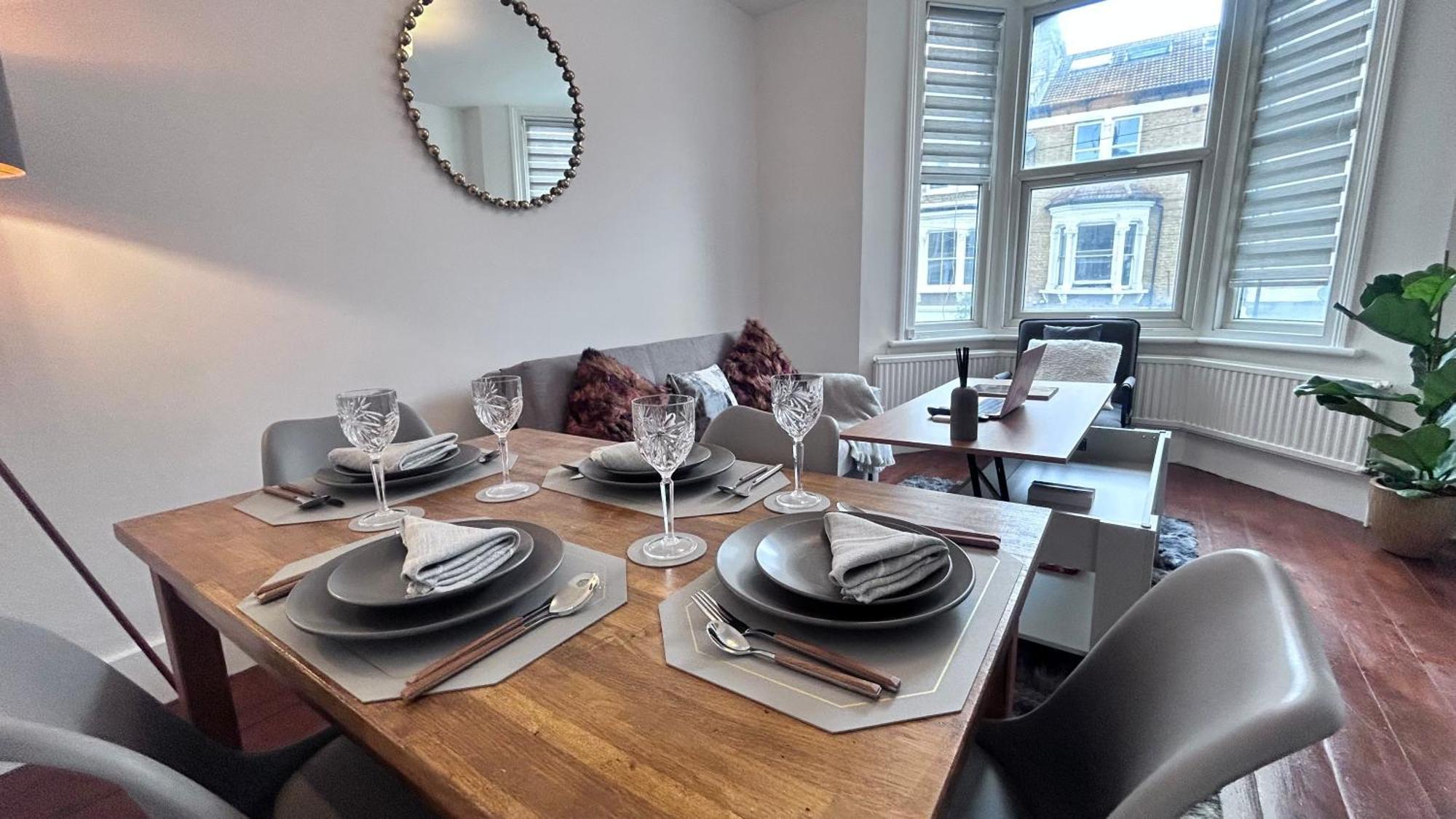 Appartamento Qties Beautiful Abode Brixton Londra Esterno foto